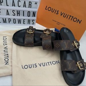 Louis Vuitton Sandals 🤎